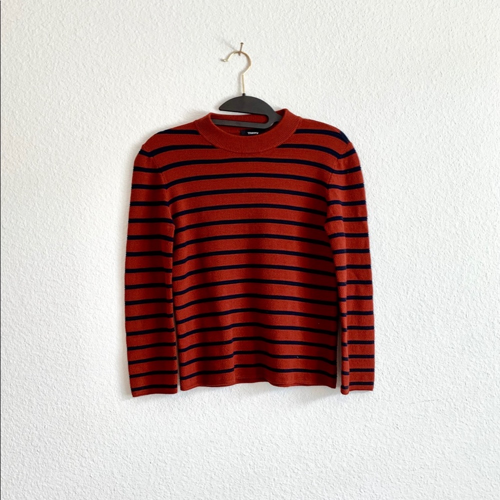 Theory Red/Deep Navy Lemdora Prosecco Sweater